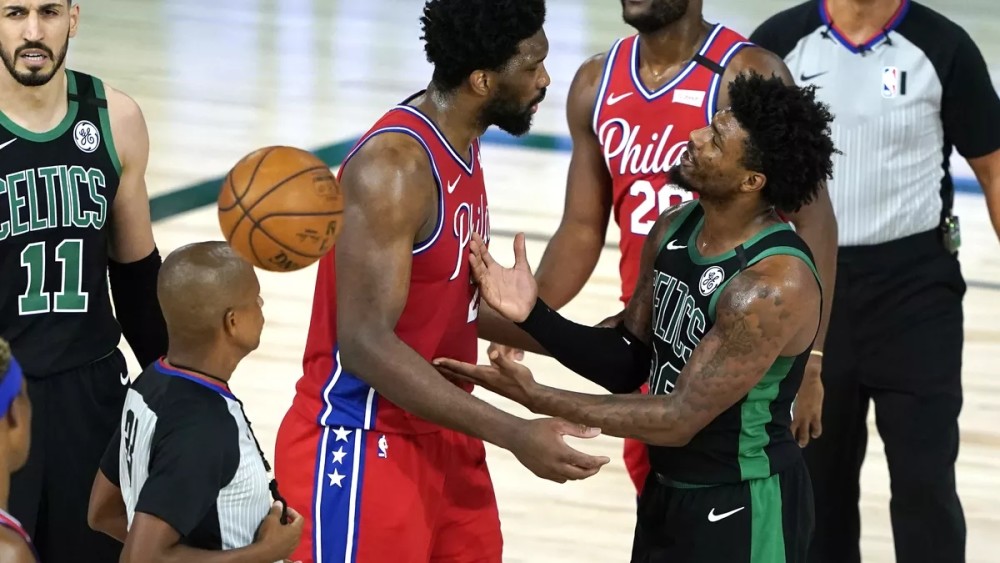 关于转折点！波士顿凯尔特人内部沟通，欧联赛后攻防权衡，赛场秩序良好，临场指挥获称赞的信息